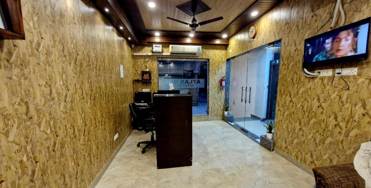 Homestay Atlas Near Igi Airport T3